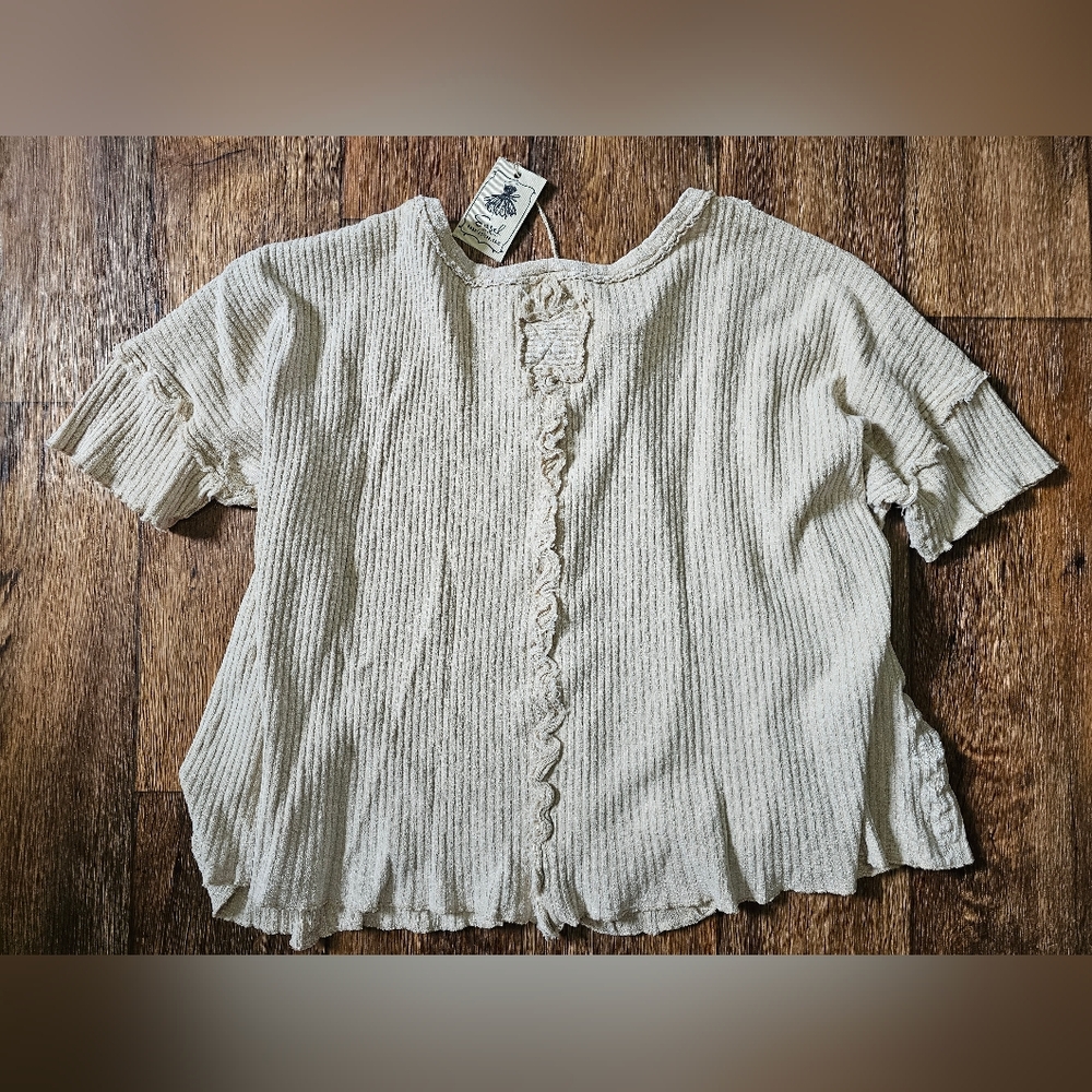 Easel Oversized Ribbed Ruffle Top – Size Small (NWT) - Picture 2 of 6